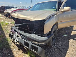 2004 Chevrolet Silverado 1500 LS - Primary Damage Left Image